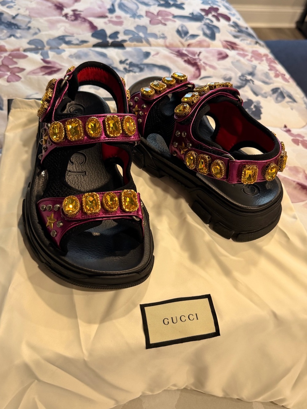 Auth Gucci Women Aguru Crystal Embellished Leather and Mesh Sandal DB and Box - Picture 4 of 4
